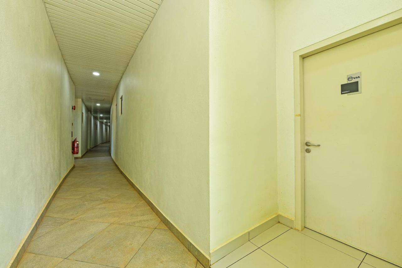 Capital O 90614 Cvia Ummul Hotel Padang Besar Bagian luar foto
