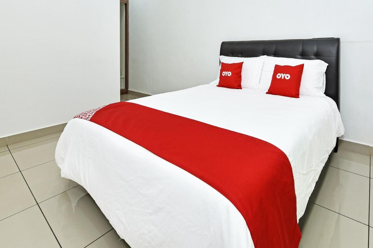 Capital O 90614 Cvia Ummul Hotel Padang Besar Bagian luar foto
